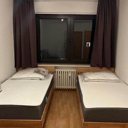 Zimmer Fuer Monteure, Handwerker Oder Reisende Ессен Екстер'єр фото